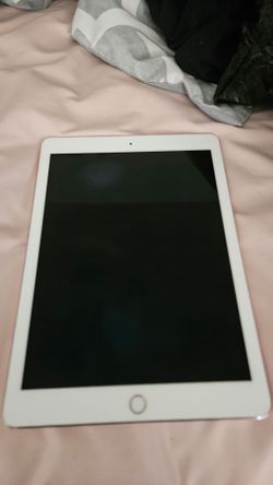 iPad Model A1674 Rose Gold *READ*