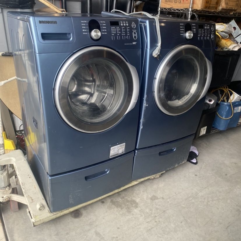 Samsung Front Load Washer And Dryer Set, Blue Everything Works No Issues 400 firm as a set only