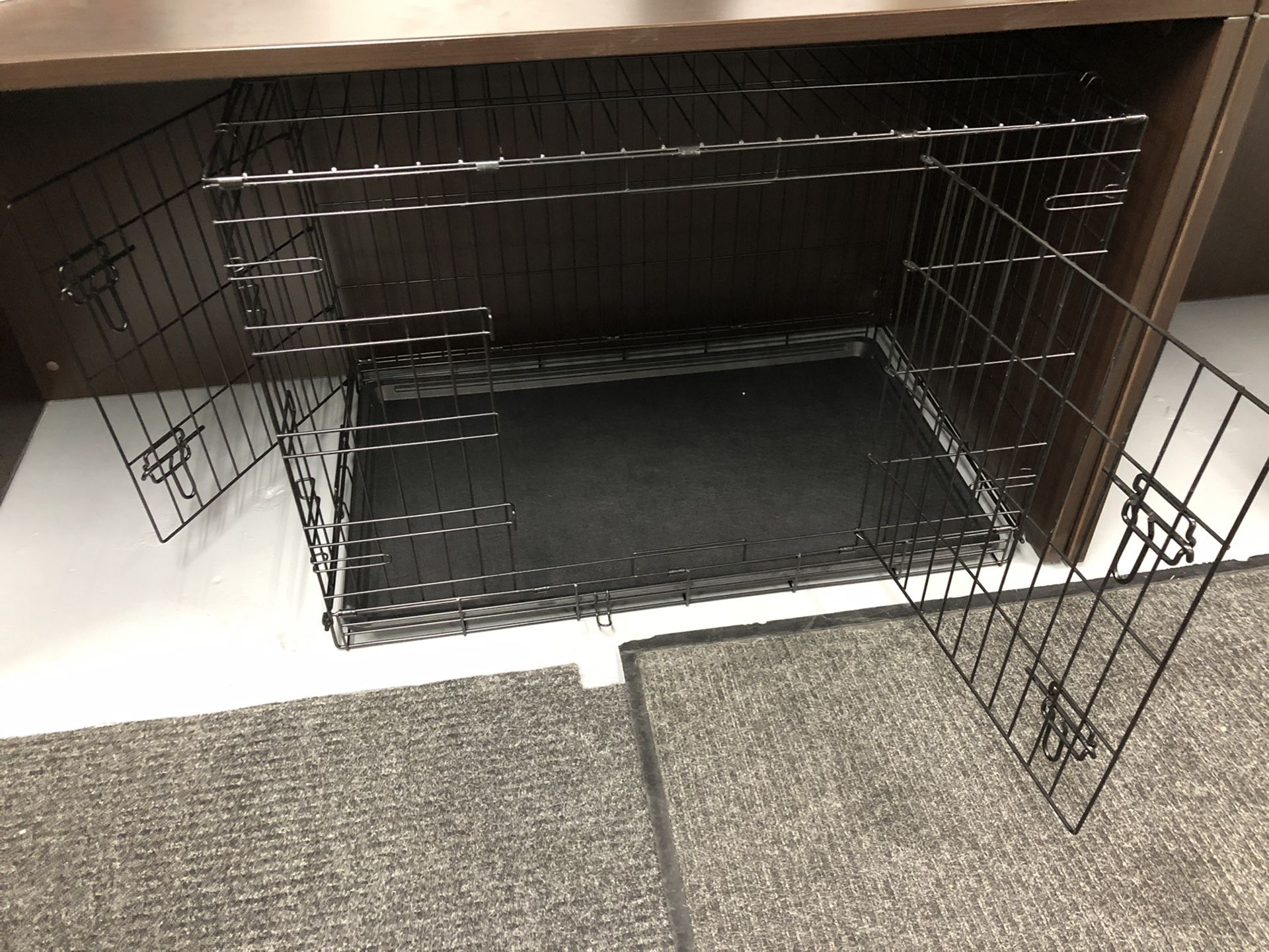 36” Double Door Wire Dog Crate