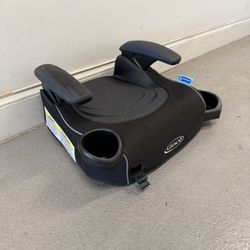 GRACO TurboBooster LX Backless Booster Car Seat EXPIRES IN 2032 (Good condition) PICK UP IN CORNELIUS