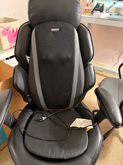 Massage chair - homedics