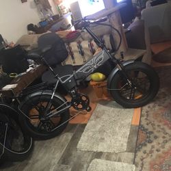 Best Folding Ebike For The Money Period!!!  Best Built And Beautiful!!! 28/30 Mph And 75 Mile Max Range Absolutely Awesome and Best Engineered! 