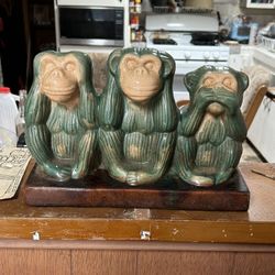 3 Wise Monkeys  Ceramic Statue
