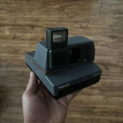 Polaroid impulse 600