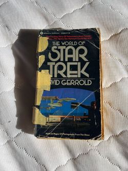 GOOD CONDITION - Star Trek The World of Star Trek Vintage Collectible Book