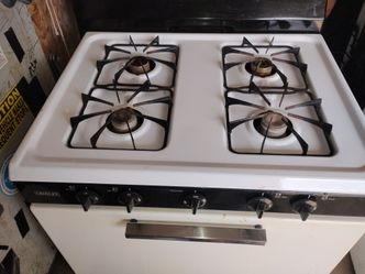 Gas stove