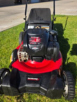 YARDMACHINE GAS 21-IN LANW MOWER