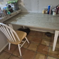 Dining Room Table 6 White Chairs