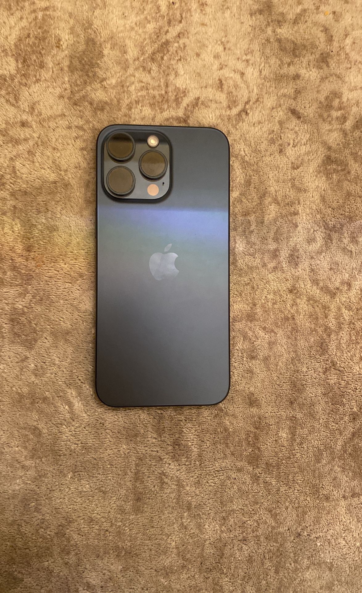 iPhone 15 Pro Max 1000gb Unlocked