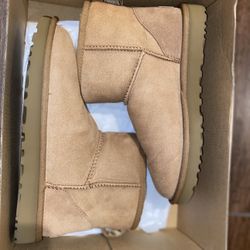 Women’s Uggs Boots Classic Mini 