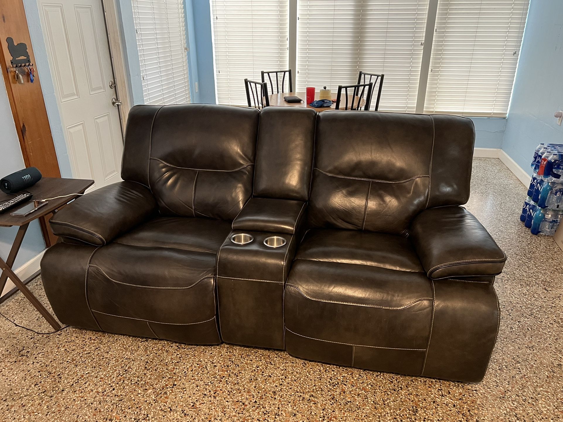 Rooms To Go Reclining Couch for Sale in Champions Gt, FL OfferUp