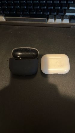 AirPods Pro 2 (with case)
