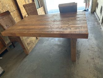 Free dining room table with extensions and chairs