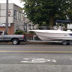 21 ft Aquasport open fisherman boat
