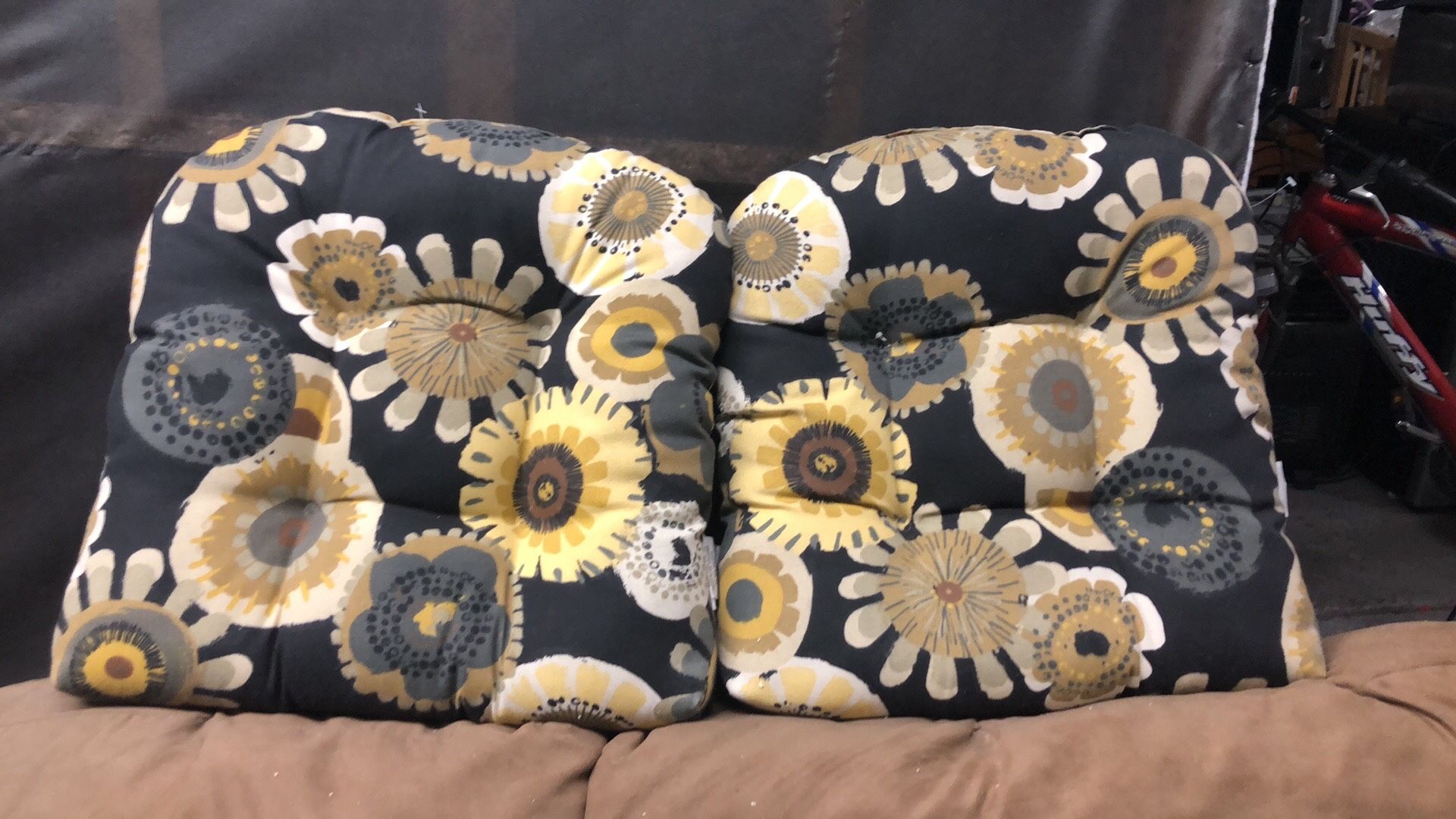 2 Chair cushion