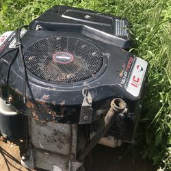 Briggs Stratton Vertical 16hp Twin Motor 