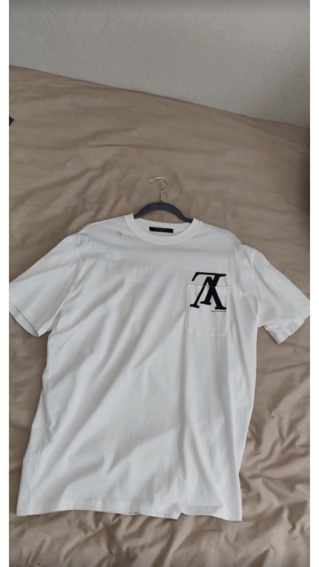 Louis Vuitton upside down LV logo pocket tee for Sale in Cupertino, CA -  OfferUp
