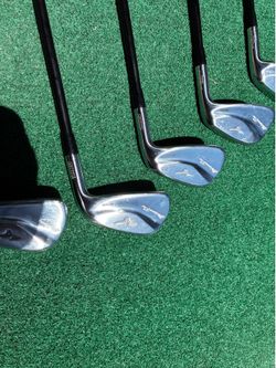 Mizuno pro 245 5-p