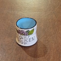 Vintage The Bowl Maker Lucky Chicken Cup Mug 2 7/8" tall. Perfect shape, 
no chips or cracks. Display item.
It is 2 7/8"tall, weight 5oz plus shipping