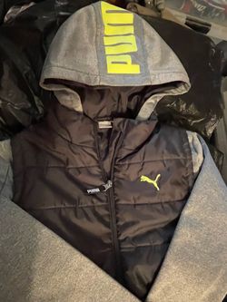 PUMA zip up hoodie Boys 18-20; BRAND NEW!