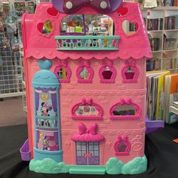 Pink Mini Mouse Bow-tel Hotel 