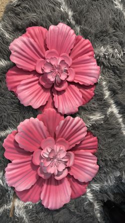 Metal wall flowers