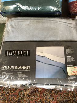 Brand New Velux Blanket and Waterproof Mattress Cover