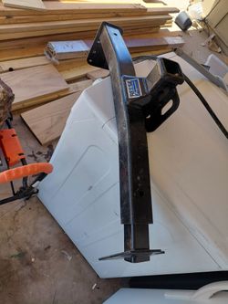 Reese towpower multi fit trailer hitch