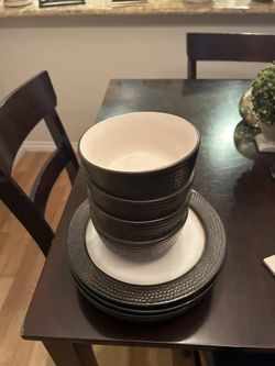 Dish Set