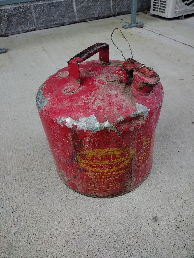 5 Gallon Eagle Safety Gas Can