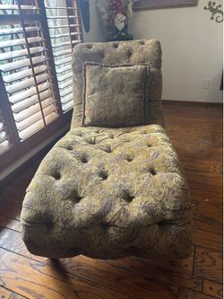 Chaise Lounge Chair