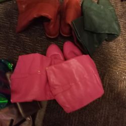 Boots Good Condition Size 9s $8.00 Each The Pink Ones Are Sold 