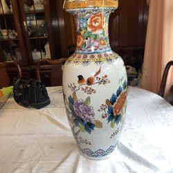 One Of A Kind Flower Base 