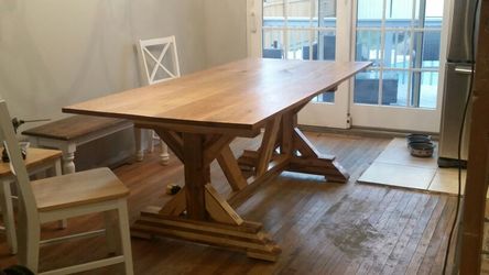 Farm table
