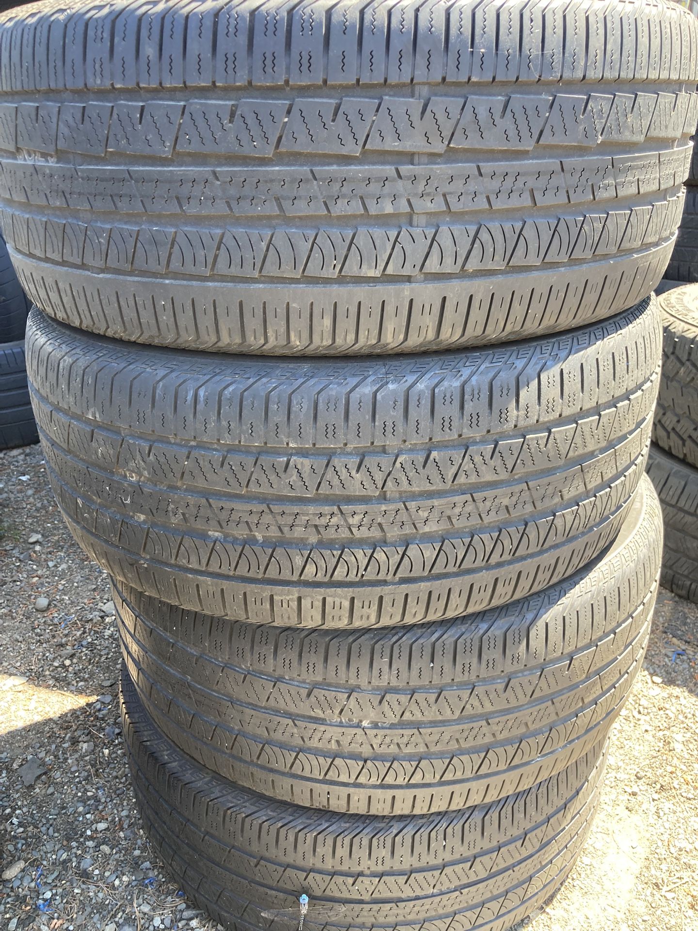 Set Of 265 45 20 Continental Tires