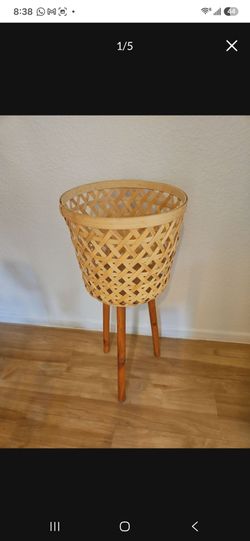 Woven Bamboo Basket Plant Stand