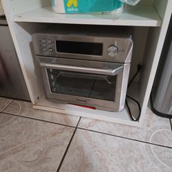 Need Gone Asap Air Fryer, Like New