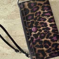 Wristlet