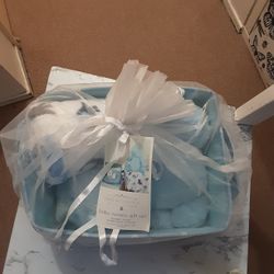 Manhattan Kids baby Nursery Gift Set Blanket 30"×40" Diaper Caddy 10"×6"×8"