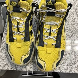 Exhibit X 3ssb Basketball Shoes 