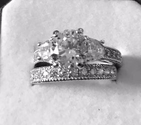 Costume Jewelry Ring