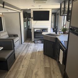 2021 Dutchman Aspen trail 2810bhs