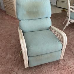 Used But Not Abused Rocker Recliner Free To A Good Home