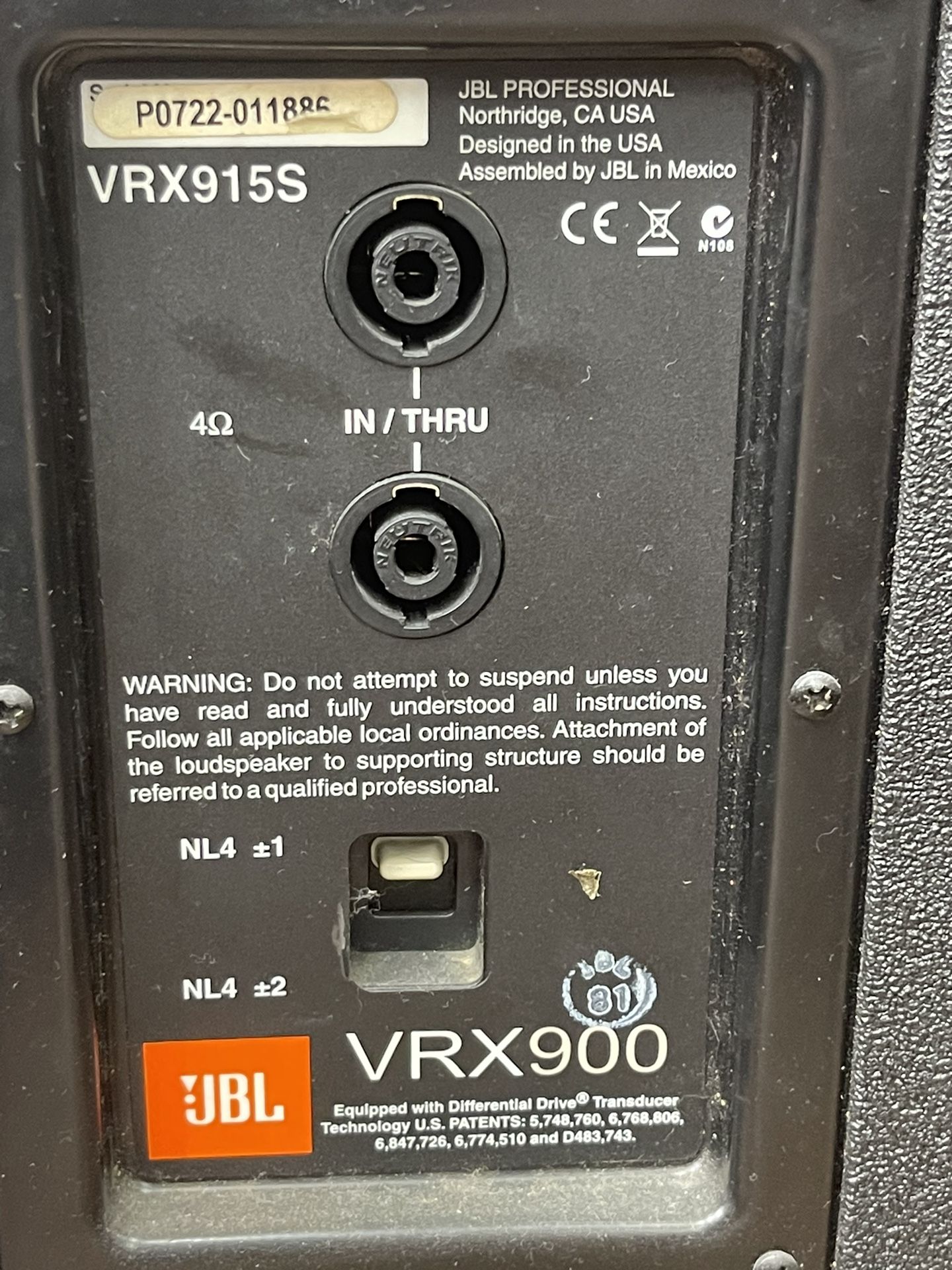 JBL VRX900
