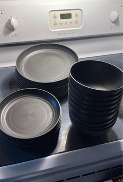 Plates and bowls