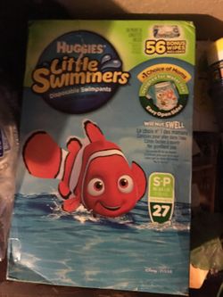 Huggies swimmers plus wipes