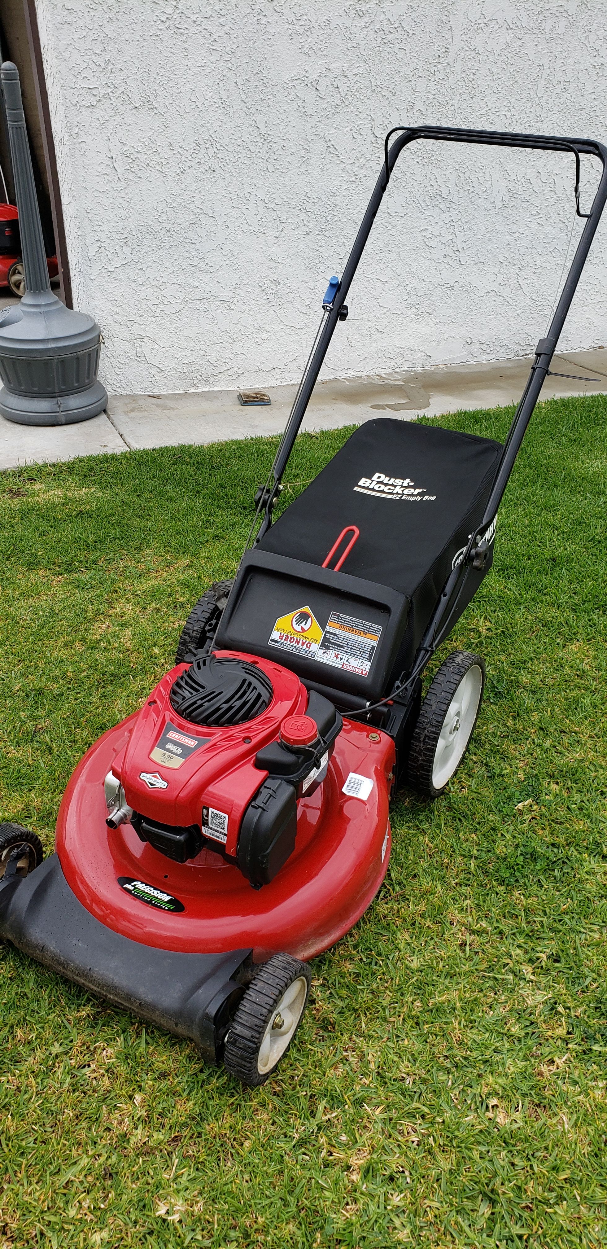 Craftsman 5.50 Gold series 140cc push lawn mower for Sale in