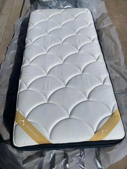Dreamcloud Premier Rest Twin XL Mattress