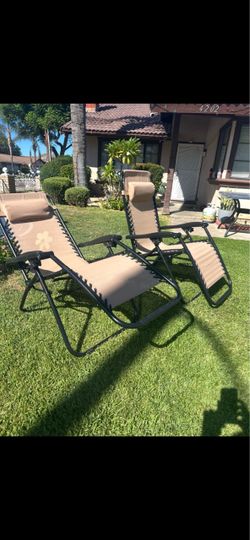 New Patio/Camping Folding Chairs