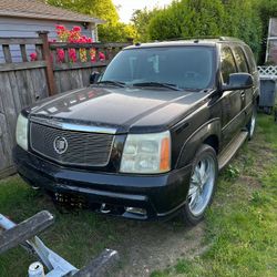 2004 Cadillac Escalade